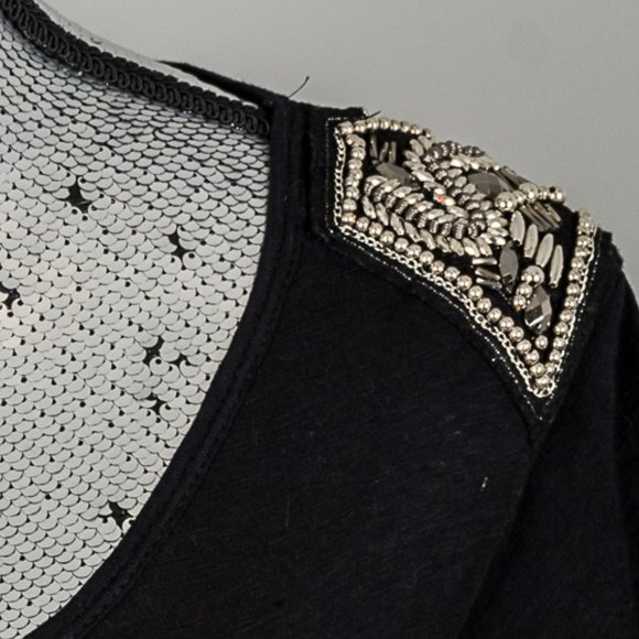 NWT embellished shoulder T shirt - Small - Picture 4 of 4